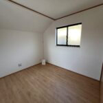 カースペース3台可! 駅徒歩10分の広々とした角地 画像12 カースペース3台可! 駅徒歩10分の広々とした角地 画像12